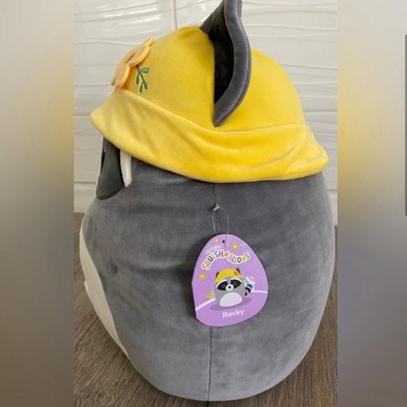 Rocky 16” Bucket Hat Raccoon Original Squishmallows Plush - Picture 5 of 9